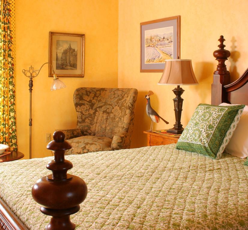 L'Auberge Provencale Inn & Restaurant Boyce Buitenkant foto