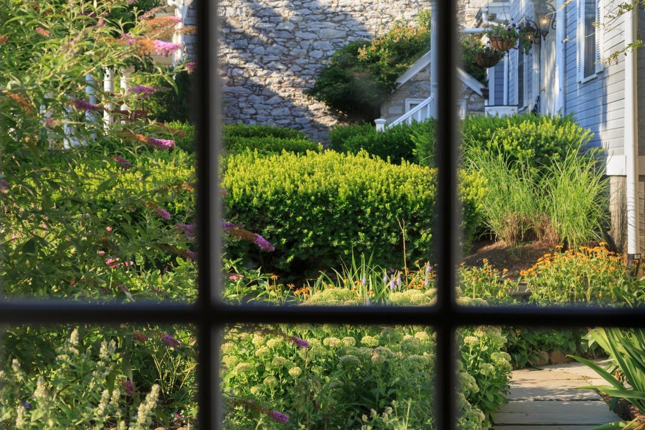 L'Auberge Provencale Inn & Restaurant Boyce Buitenkant foto